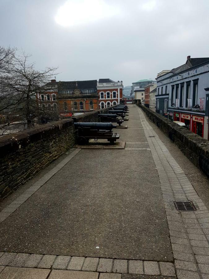 LegenDerry B&B Exterior foto